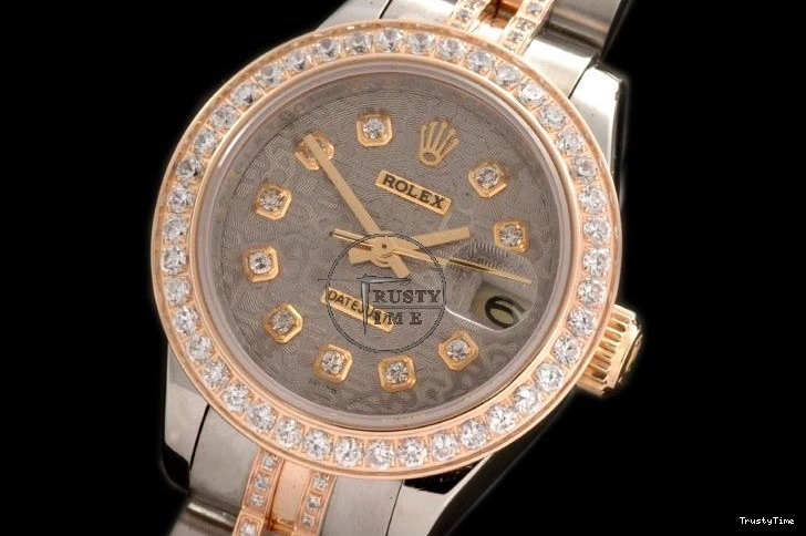 0104 WellDesigned RDJLD0046 – DJ Ladies 769